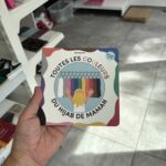 TOUTES LES COULEURS DU HIJAB DE MAMAN (bilingue: fr et arabe)