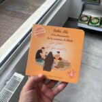 BÉBÉ ALI À LA DÉCOUVERTE DE LA CREATION D’ALLAH (livre à odeur)