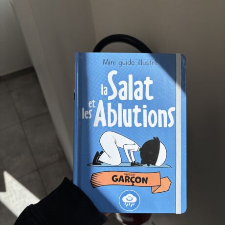 LA SALAT ET LES ABLUTIONS MINI GUIDE ILLUSTRÉ - VERSION GARÇONS (édition Bdouin)